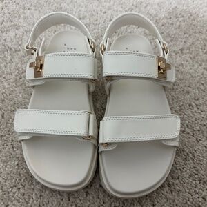 White Size 6 Sandals BRAND NEW NEVER WORN!!